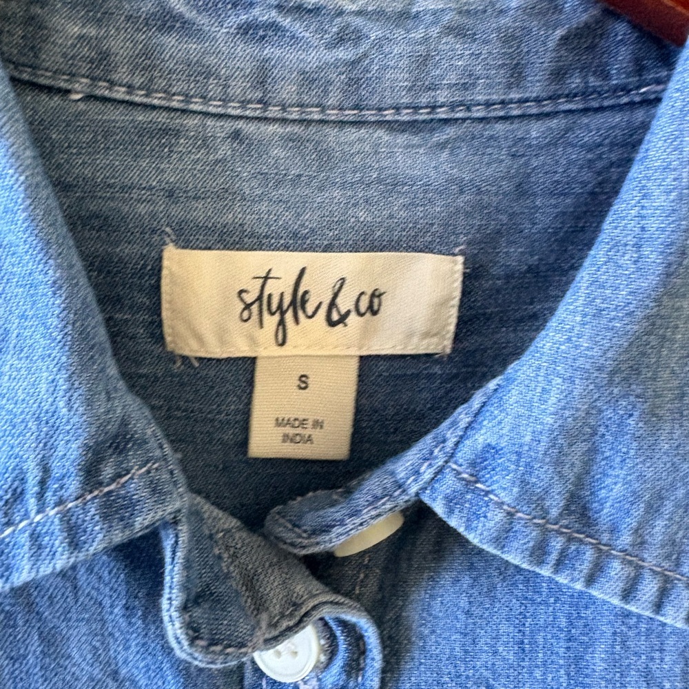 Style & Co. Denim and Striped Button Down Shirts Bundle of TWO Size SMALL - Picture 3 of 6